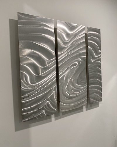 artwork hanging service